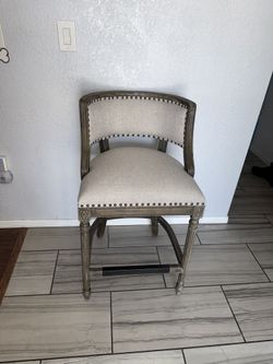 BRAND NEW!! Jennifer Taylor Barstool in Light Gray