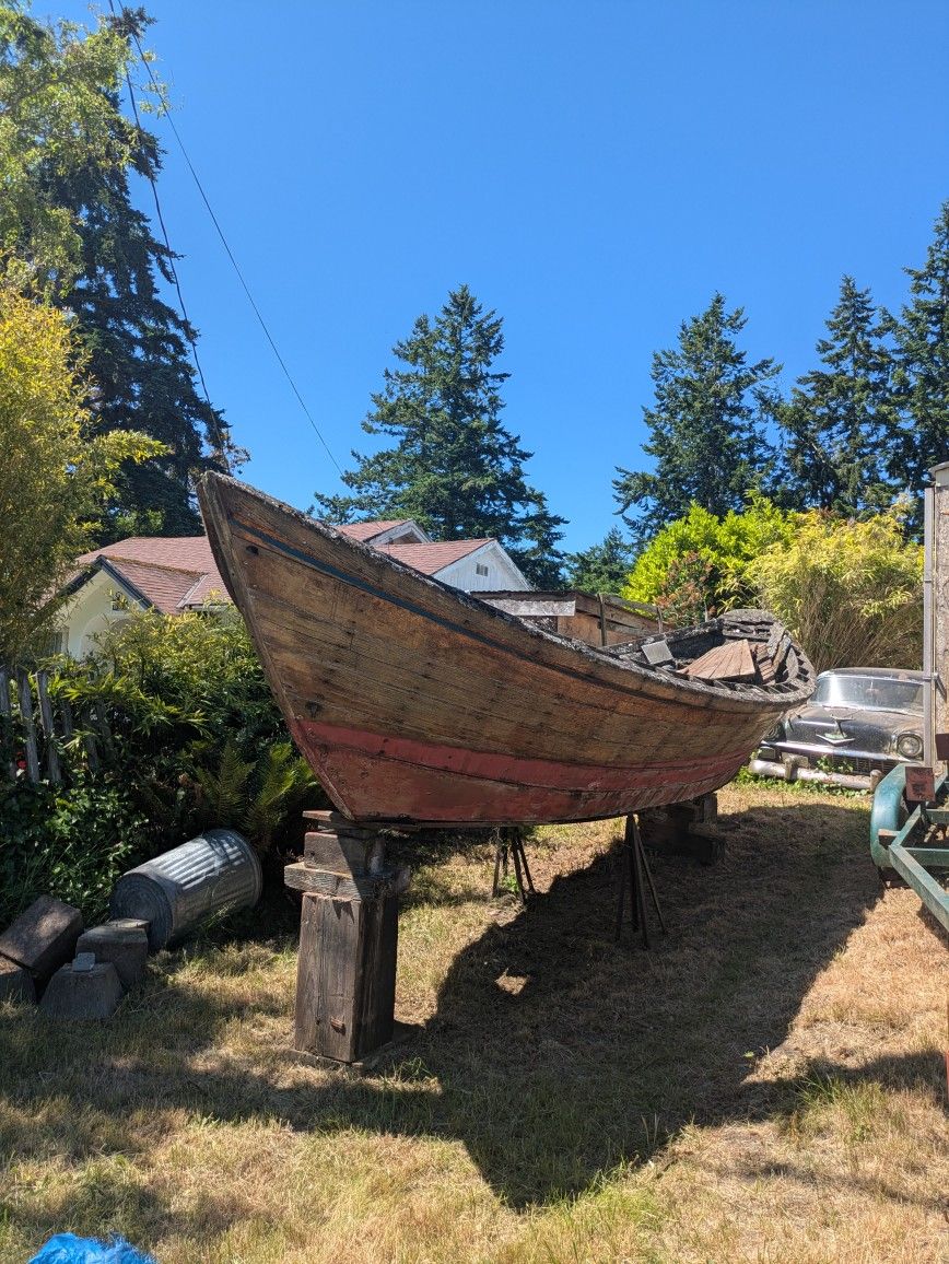 Ed Ophiem 24 Ft Dory - Wooden Boat Shell With Engine - Trailer Included