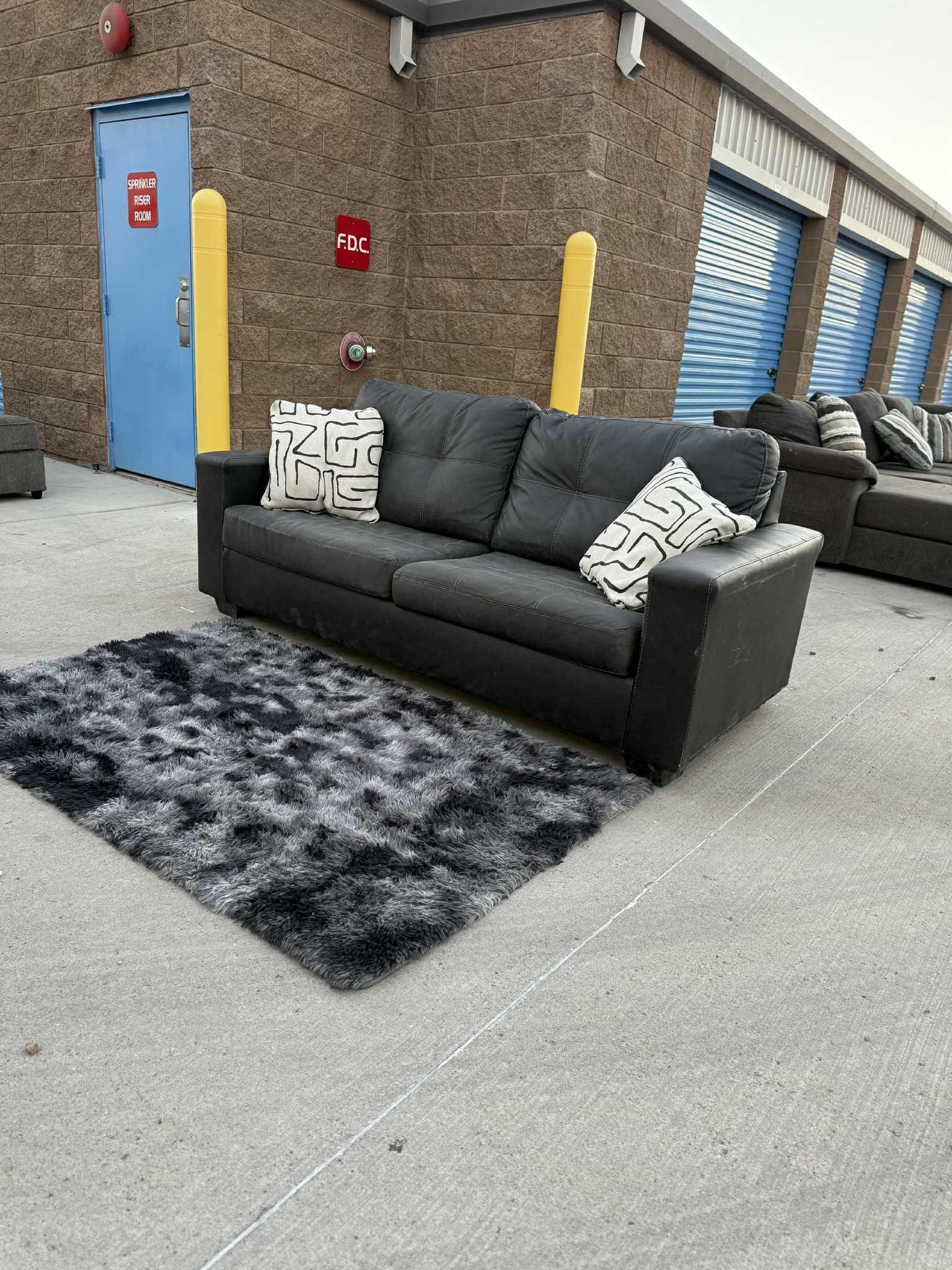 Leather Couch With Queen Bed 