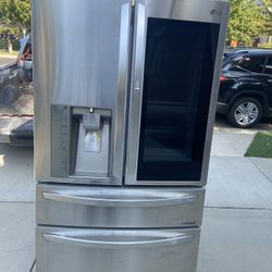 LG Refrigerador Like New New Compressor Good Working Condition 