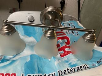 Bathroom lamp
