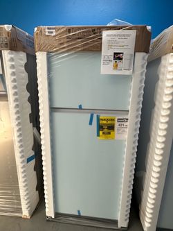 NEW❄️30” Wide Top Freezer Refrigerator in White