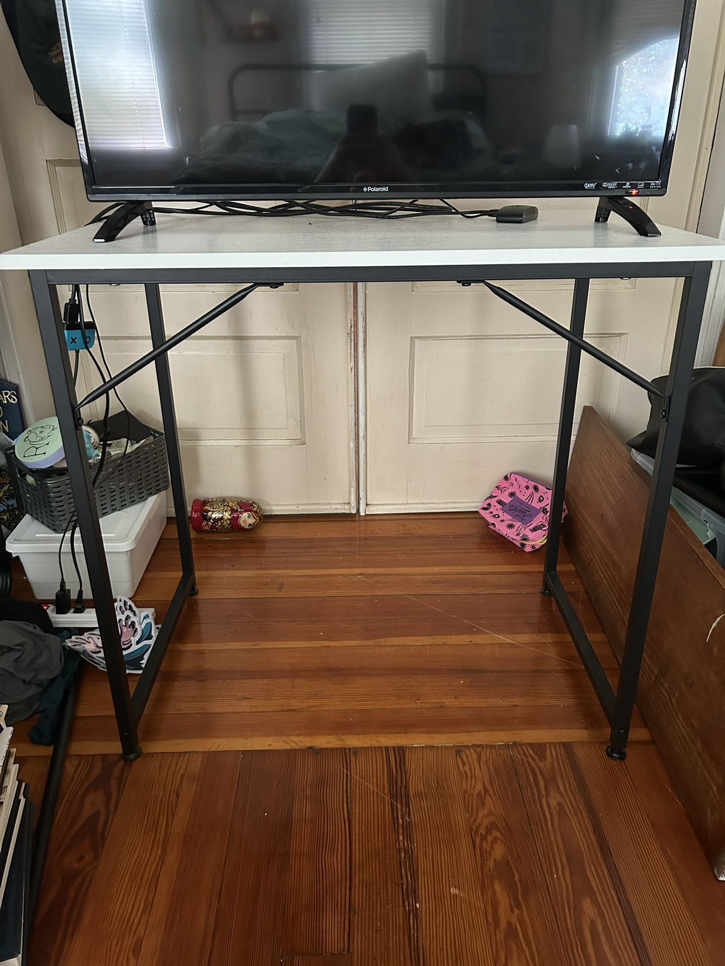 simple desk