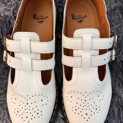 Dr. Marten Mary Jane’s 