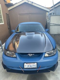 2000 Ford Mustang