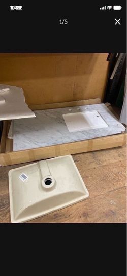 LOW PRICE MOVING- REAL STONE $800 RETAIL MARBLE STONE COUNTERTOP + FREE NEW SINK INCLUDED + BACKSLASH