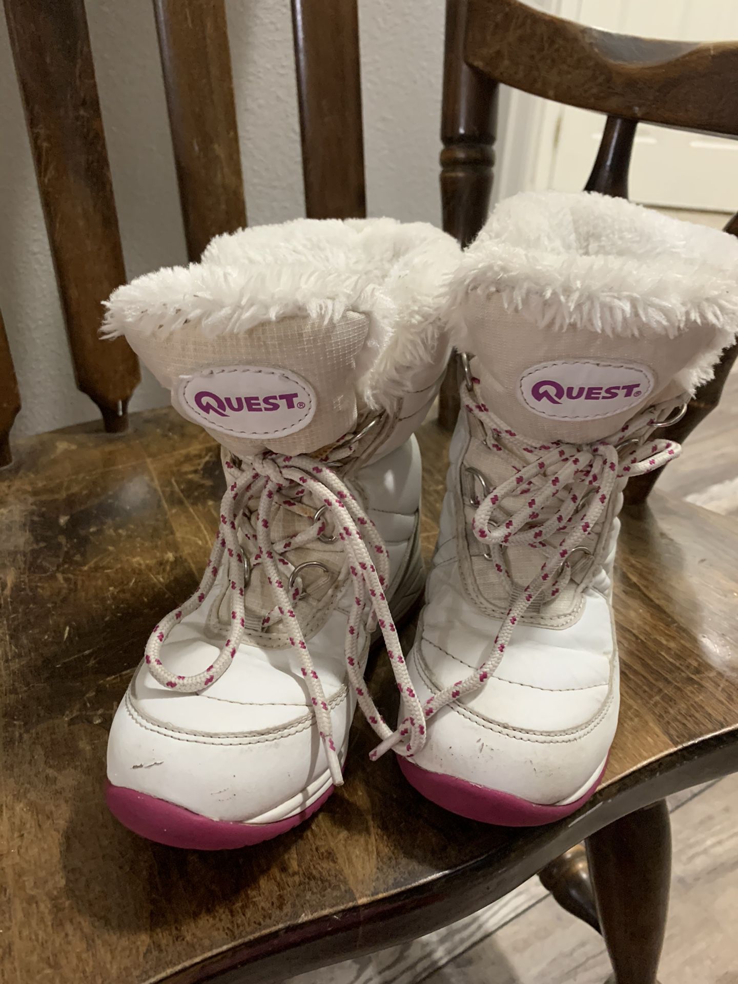 Quest snow boots girls 13