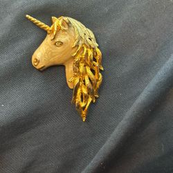 Unicorn pin missing the back pin part
