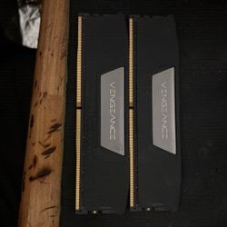 VENGEANCE DDR5 64GB (2X32GB) 5600MT/s RAM 