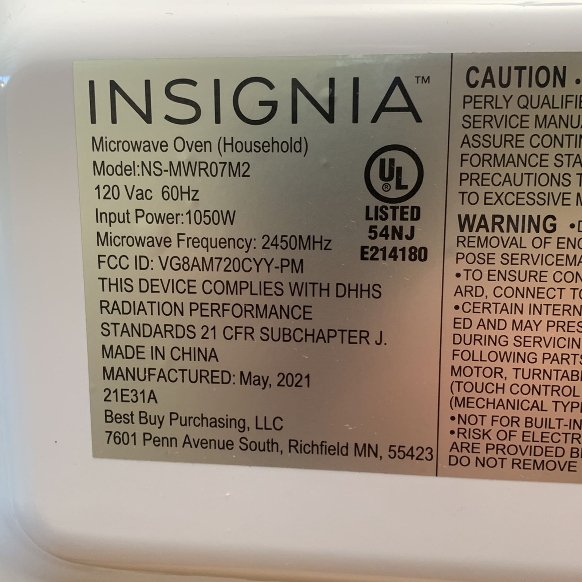 Insignia- 0.7 Cu. Ft. Retro Compact Microwave - Mint