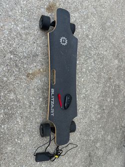 Blitzart Electric Skateboard with Remote and Charger
