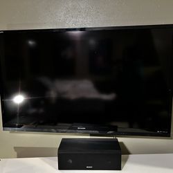 60" Sharp Flatscreen Tv