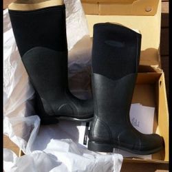 Rain boots, muck boots, work boots