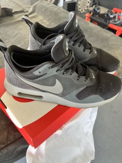 Men’s Nike Airmax