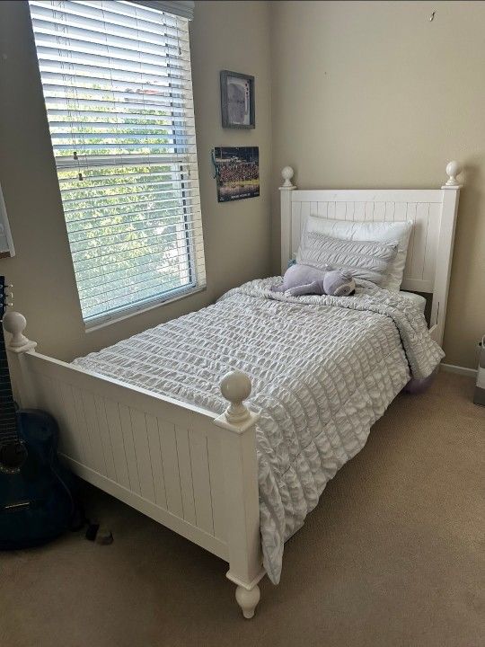 White Wood Bed Frame- Twin