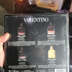 VALENTINO PERFUME 4 SET