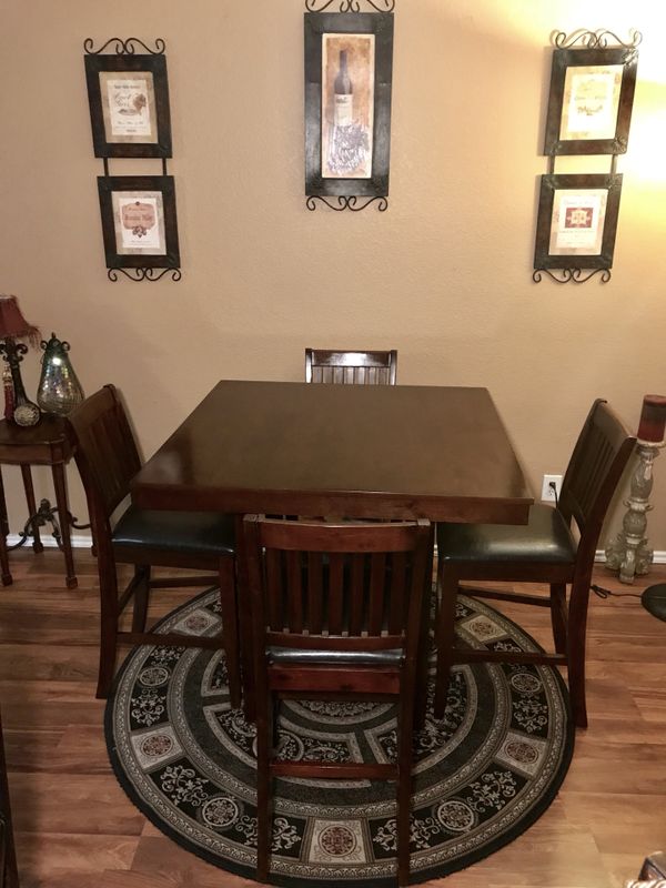 Beautiful Dining Table W 4 Chairs It Is Sy And Very Clean For Beautiful Dining Table W 4 Chairs It Is Sy And Very Clean Keller