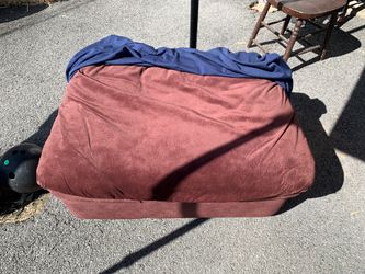 Large ottoman