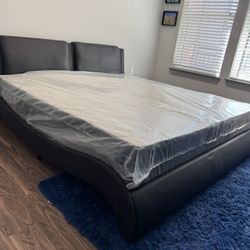 Brand New King Size Modern Platform Bed With Plush Mattress (Free Delivery)
