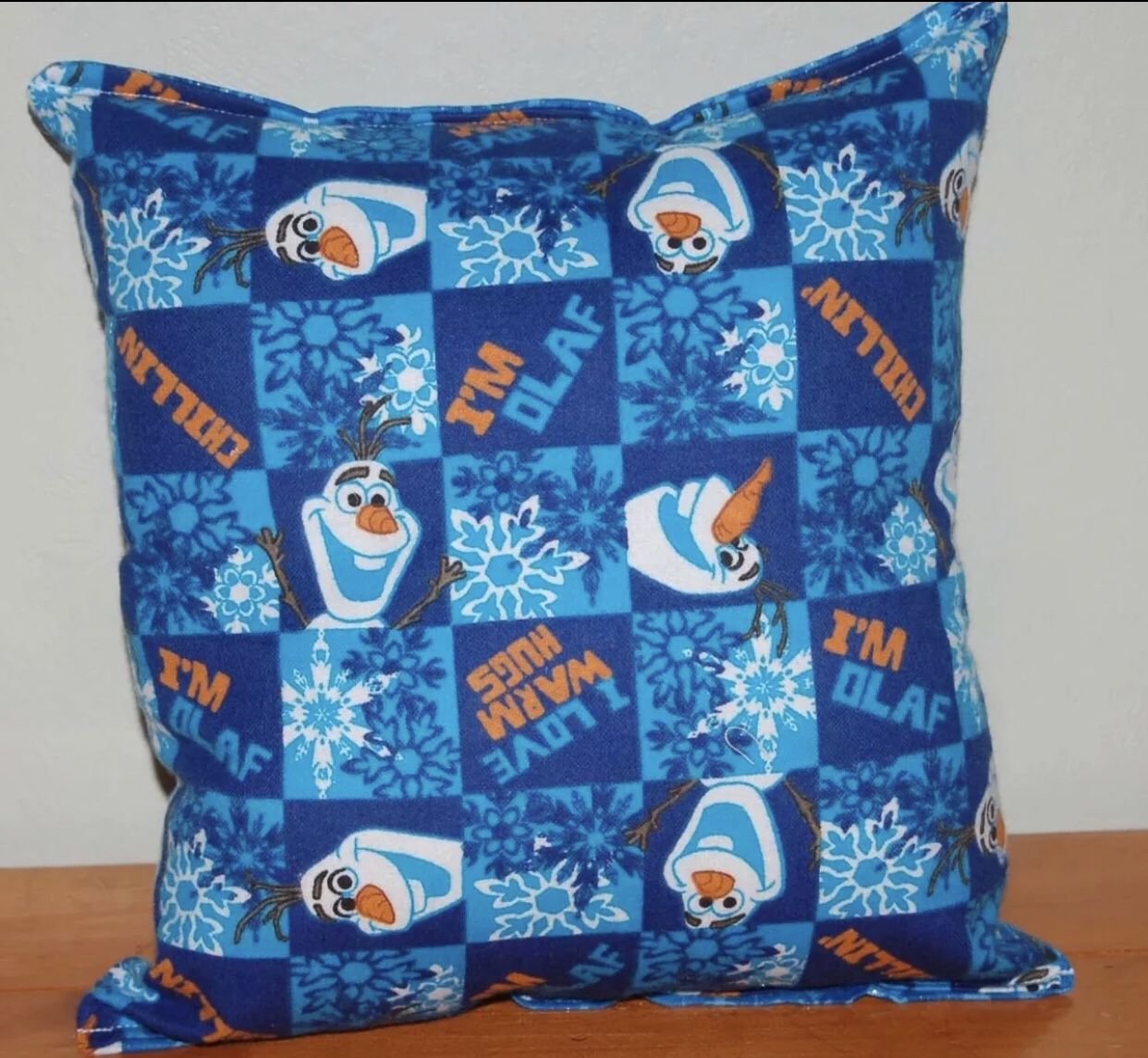 Olaf frozen flannel I love warm hugs Travel Size Pillow