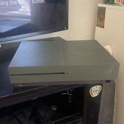 Xbox One S