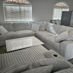 Livingroom Set Couch Sofa Set Coffee Table Like New