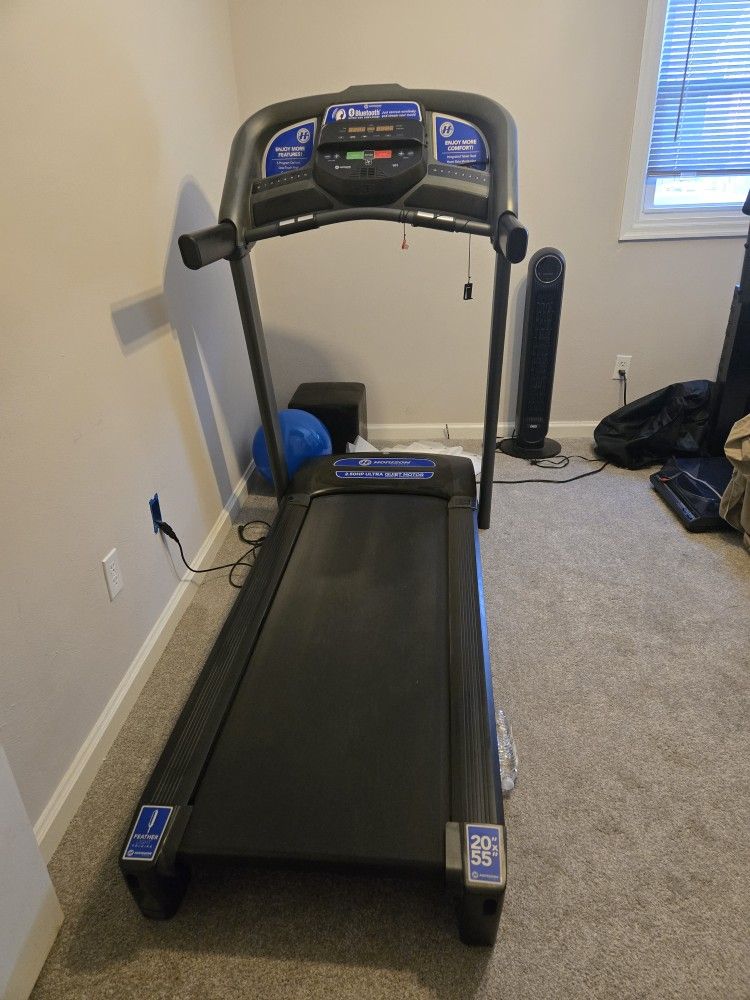 Horizon T101 Treadmill