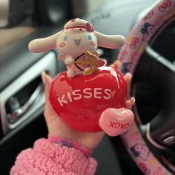 Cinnamon Roll Ceramic