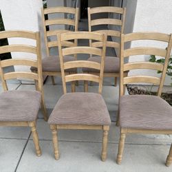 Set of 5 Solid Wood Dining Chairs – Great Condition