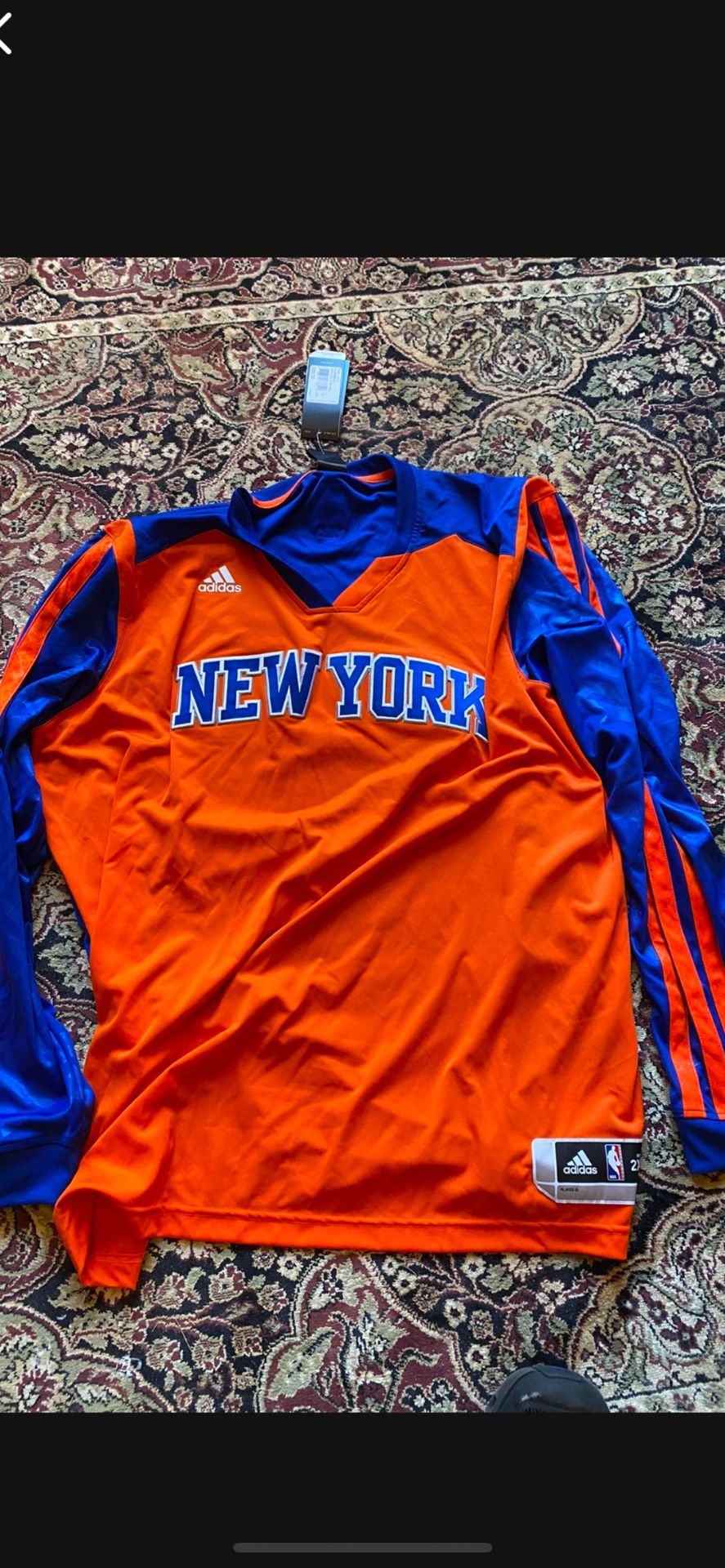 NEW YORK KNICKS BASKETBALL JERSEY SWEATSHIRT