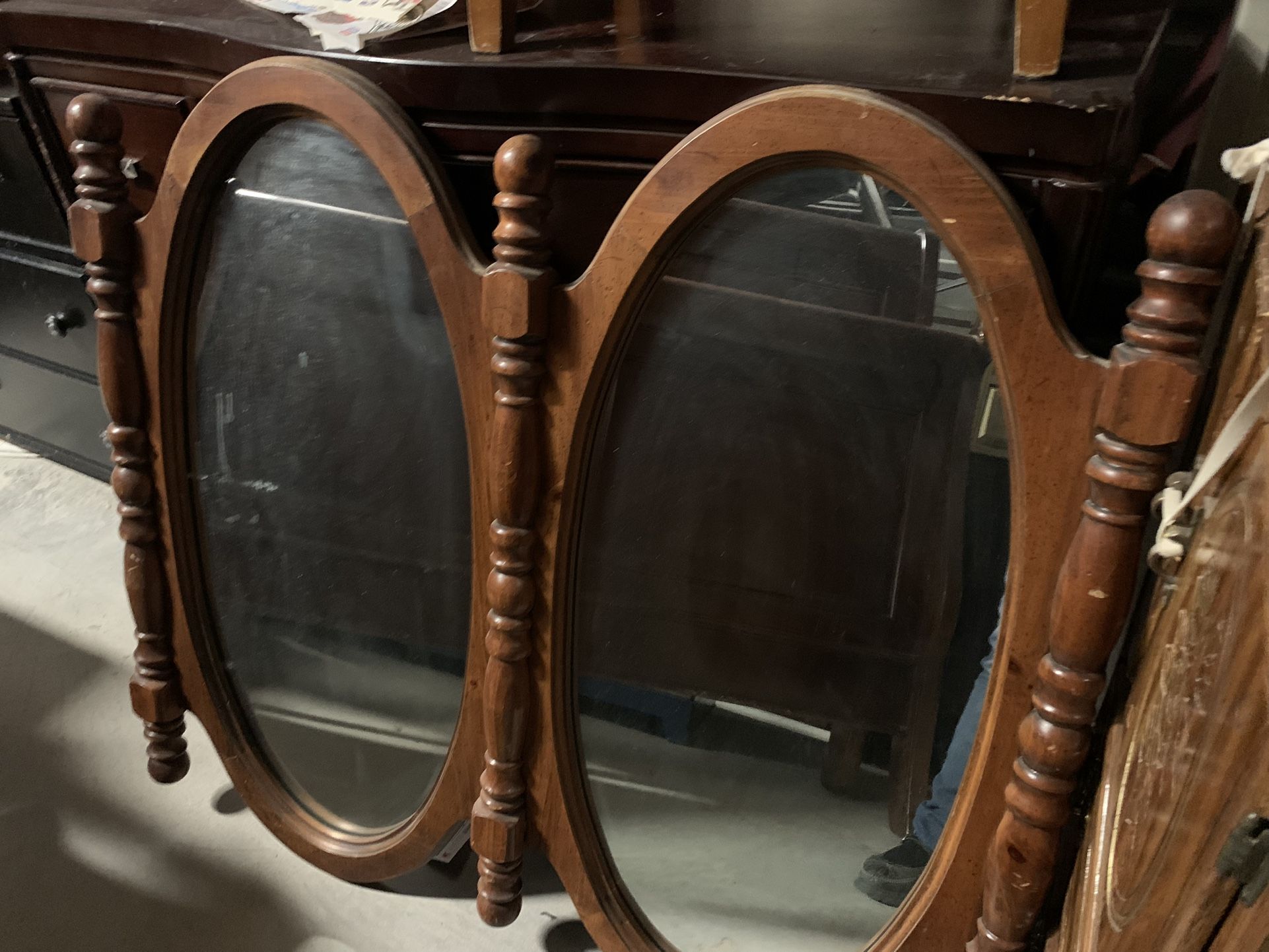 🌺🌺ANTIQUE DOUBLE MIRROR-SOLID WOOD 🌺🌺