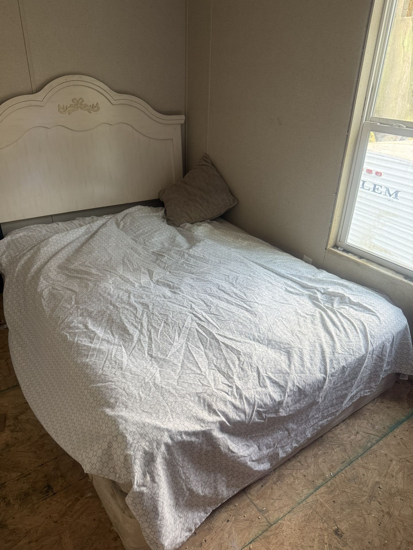 Bed with Box spring And Bed frame