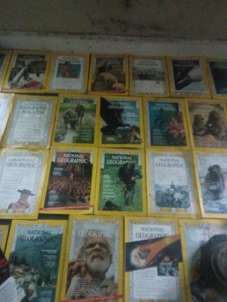 Old National Geographic Magazines