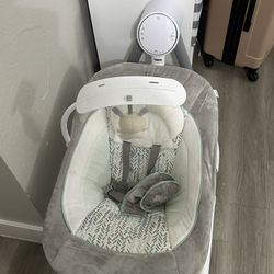 Baby swing Ingenuity 