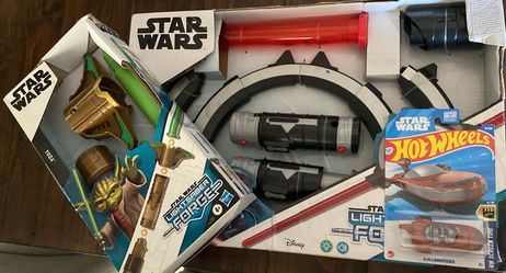 🔥Star wars fans light sabers and Hot wheels speedster 15$ All🔥