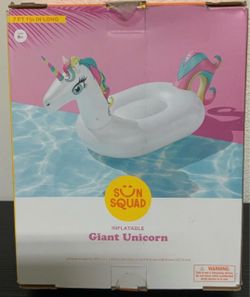 Giant unicorn floaty