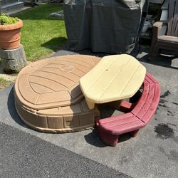 Step2 Summertime Play Center and Brown Plastic Sandbox for Kids with Cover Picnic Table