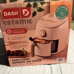 Dash Ceramic Air Fryer new