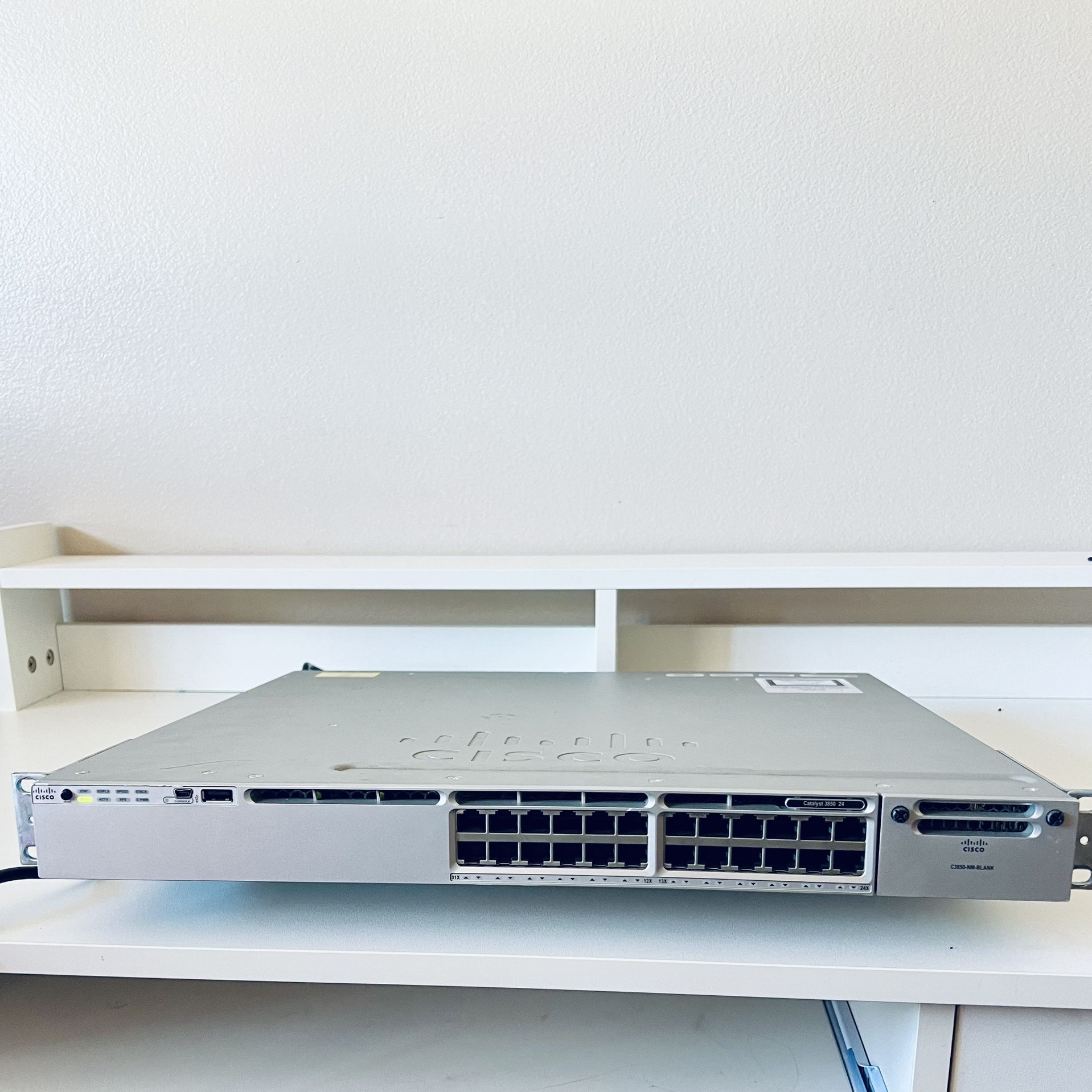 Cisco Catalyst 3850 24 Port Switch