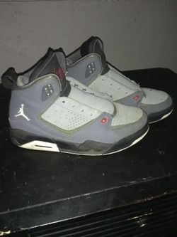 Kids jordans size 5.5