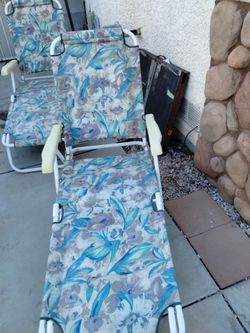 PAIR OF MATCHING LOUNGE CHAIRS