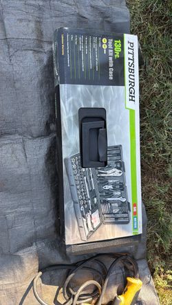 Pittsburgh 130 pc tool set