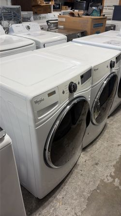 Whirlpool Frontload gas dryer and washer