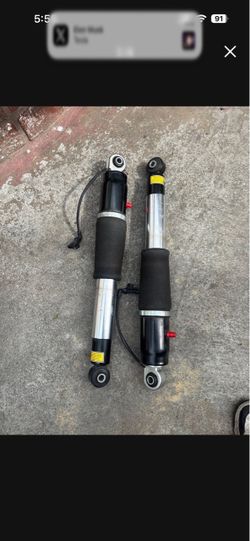 Front Air Suspension Strut Set of 2