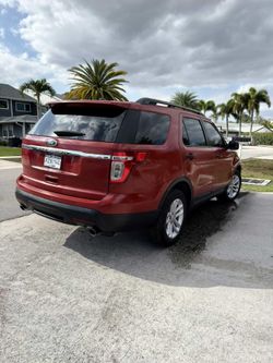 2012 Ford Explorer