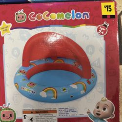 Coco melon Hooded Pool $10