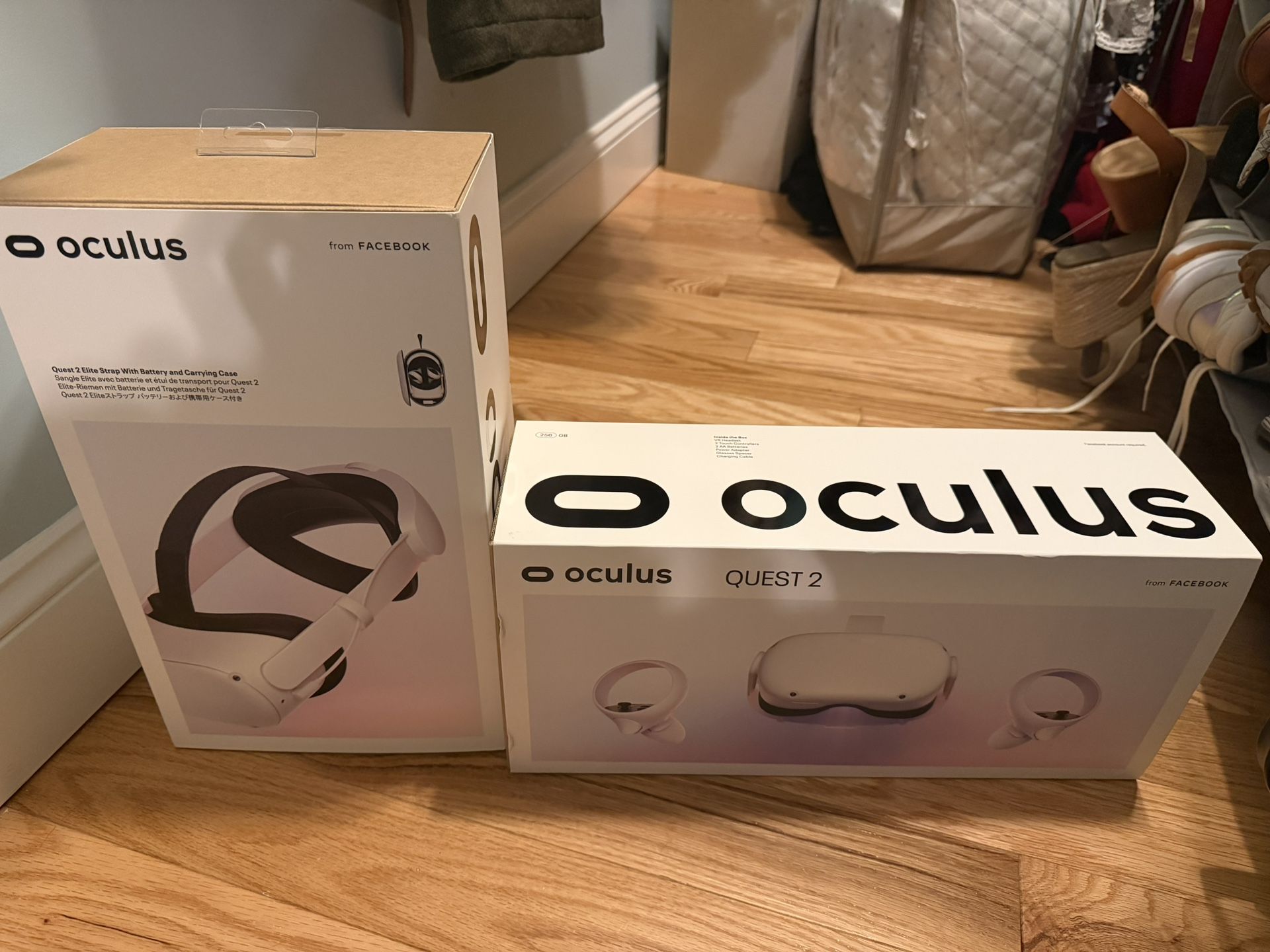 Quest 2 (256GB) VR Headset + Elite Battery Strap + Case – Excellent