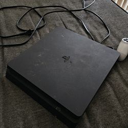 PS 4 Slim