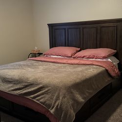 King Bedroom set