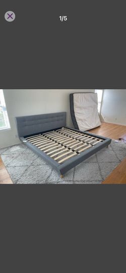 King Bedframe and matress